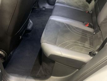 VOLKSWAGEN ID.4 Pure 52kWh Life SUV 5dr Electric Auto (148 ps)