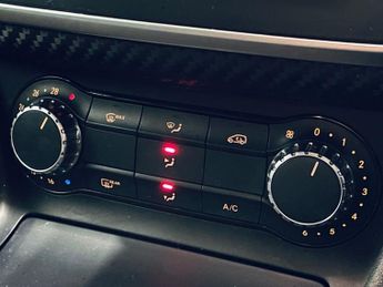 MERCEDES-BENZ A-CLASS 2.1 A200 CDI AMG Night Edition Hatchback 5dr Diesel 7G-DCT Euro 