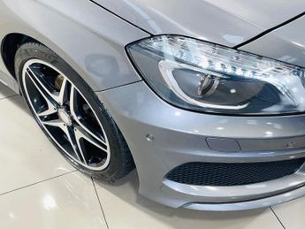 MERCEDES-BENZ A-CLASS 2.1 A200 CDI AMG Night Edition Hatchback 5dr Diesel 7G-DCT Euro 