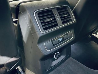 AUDI Q5 2.0 TDI S line SUV 5dr Diesel S Tronic quattro Euro 6 (s/s) (190