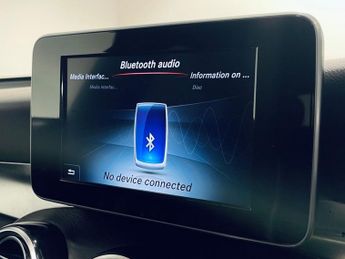 MERCEDES-BENZ GLC 2.1 GLC250d AMG Line (Premium) Coupe 5dr Diesel G-Tronic 4MATIC 