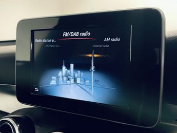 MERCEDES-BENZ GLC 2.1 GLC250d AMG Line (Premium) Coupe 5dr Diesel G-Tronic 4MATIC 