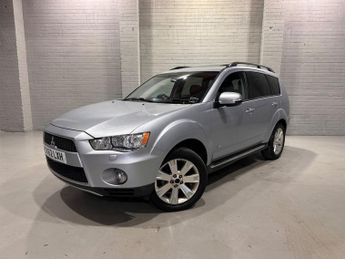 Mitsubishi Outlander 2.2 DI-D GX4 SUV 5dr Diesel SST 4WD Euro 5 (154 ps)