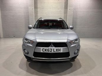 MITSUBISHI OUTLANDER 2.2 DI-D GX4 SUV 5dr Diesel SST 4WD Euro 5 (154 ps)