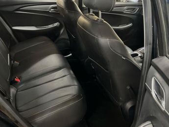 MG MG5 61.1kWh Exclusive Long Range Estate 5dr Electric Auto (156 ps)