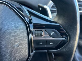 PEUGEOT 3008 1.6 BlueHDi Allure SUV 5dr Diesel EAT Euro 6 (s/s) (120 ps)