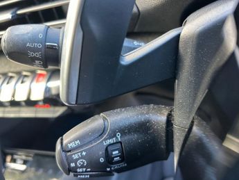 PEUGEOT 3008 1.6 BlueHDi Allure SUV 5dr Diesel EAT Euro 6 (s/s) (120 ps)