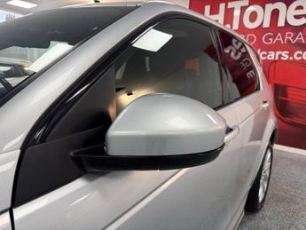 LAND ROVER DISCOVERY SPORT 2.0 D240 MHEV R-Dynamic HSE SUV 5dr Diesel Auto 4WD Euro 6 (s/s)