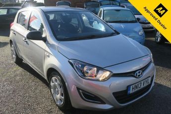 Hyundai I20 1.2 Classic Hatchback 5dr Petrol Manual Euro 5 (85 bhp) FULL SER