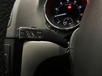 SKODA YETI 1.2 TSI SE Outdoor 5dr Petrol DSG Euro 5 (105 ps)