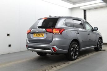 MITSUBISHI OUTLANDER 2.0h 12kWh Juro SUV 5dr Petrol Plug-in Hybrid CVT 4WD Euro 6 (s/