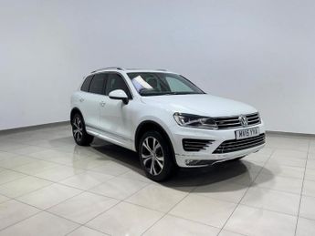 VOLKSWAGEN TOUAREG 3.0 TDI V6 BlueMotion Tech R-Line SUV 5dr Diesel Tiptronic 4WD E