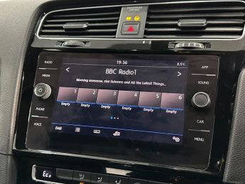 VOLKSWAGEN GOLF 1.4 TSI 8.7kWh GTE Hatchback 5dr Petrol Plug-in Hybrid DSG Euro 