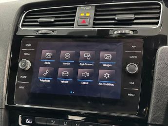 VOLKSWAGEN GOLF 1.4 TSI 8.7kWh GTE Hatchback 5dr Petrol Plug-in Hybrid DSG Euro 