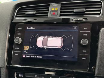 VOLKSWAGEN GOLF 1.4 TSI 8.7kWh GTE Hatchback 5dr Petrol Plug-in Hybrid DSG Euro 