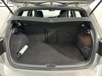 VOLKSWAGEN GOLF 1.4 TSI 8.7kWh GTE Hatchback 5dr Petrol Plug-in Hybrid DSG Euro 