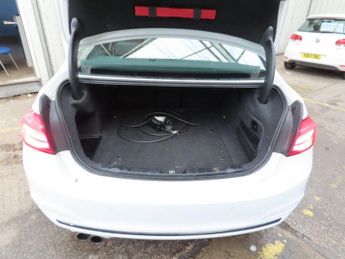 BMW 3 SERIES 2.0 330e 7.6kWh Sport Saloon 4dr Petrol Plug-in Hybrid Auto Euro