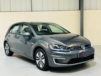 Volkswagen Golf 35.8kWh e-Golf Hatchback 5dr Electric Auto (136 ps)