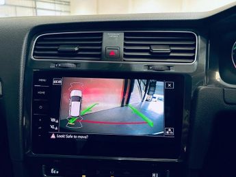 VOLKSWAGEN E-GOLF 35.8kWh e-Golf Hatchback 5dr Electric Auto (136 ps)