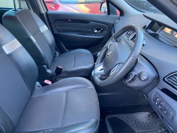 RENAULT SCENIC 1.5 dCi Dynamique TomTom MPV 5dr Diesel Manual Euro 5 (s/s) (110