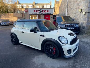 MINI Hatch 1.6 Cooper S Hatchback 3dr Petrol Manual Euro 5 (s/s) (184 ps)