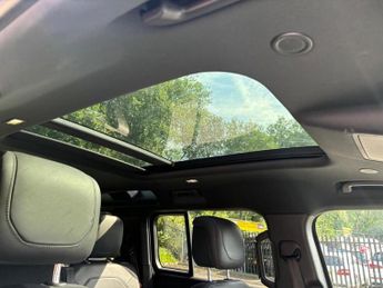 LAND ROVER DEFENDER 3.0 P400 MHEV X SUV 5dr Petrol Auto 4WD Euro 6 (s/s) (400 ps)