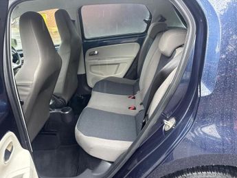 VOLKSWAGEN UP! Hatchback 1.0 Move up! (2014/14)