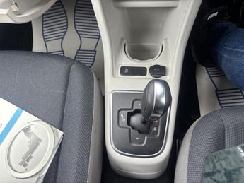 VOLKSWAGEN UP! Hatchback 1.0 Move up! (2014/14)