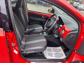 VOLKSWAGEN UP! Hatchback 1.0 High up! (2014/14)