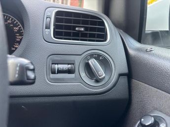 VOLKSWAGEN POLO Hatchback 1.4 Match Edition (2000/60)