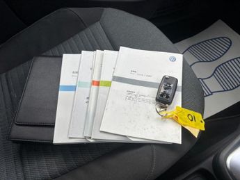 VOLKSWAGEN POLO Hatchback 1.4 Match Edition (2000/60)