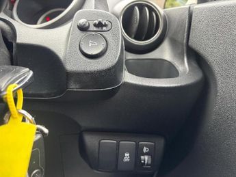 HONDA JAZZ 1.4 i-VTEC EX Hatchback 5dr Petrol CVT Euro 5 (99 ps)