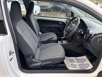 VOLKSWAGEN UP! Hatchback 1.0 BlueMotion Tech Move up! (2013/63)