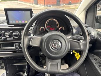 VOLKSWAGEN UP! Hatchback 1.0 Move up! (2013/62)