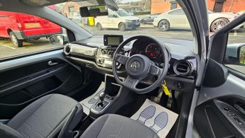 VOLKSWAGEN UP! Hatchback 1.0 High up! (2014/14)