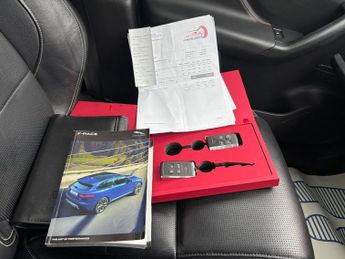 JAGUAR F-PACE 2.0 D180 Prestige SUV 5dr Diesel Auto Euro 6 (s/s) (180 ps)