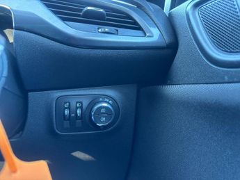 VAUXHALL CORSA 1.4i ecoTEC Design Hatchback 5dr Petrol Easytronic Euro 6 (s/s) 