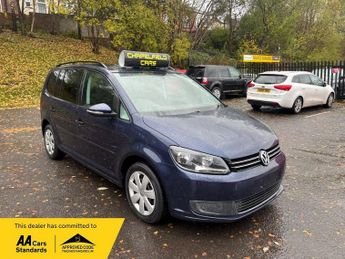 Volkswagen Touran SE FSI 7 STR