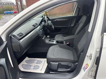 VOLKSWAGEN PASSAT SE FSI