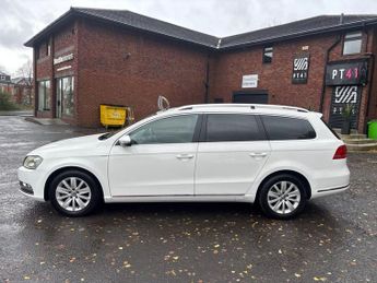 VOLKSWAGEN PASSAT SE FSI