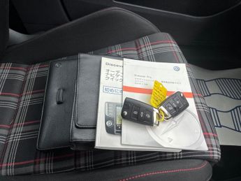 VOLKSWAGEN GOLF GTI