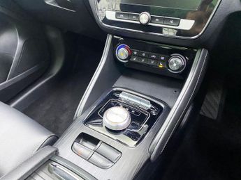 MG MG ZS 44.5kWh Exclusive SUV 5dr Electric Auto (143 ps)