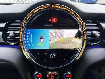 MINI Electric Hatch Cooper SE 32.6kWh Level 1 Hatchback 3dr Electric Auto (184 ps)