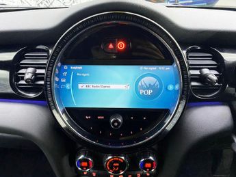 MINI Electric Hatch Cooper SE 32.6kWh Level 1 Hatchback 3dr Electric Auto (184 ps)