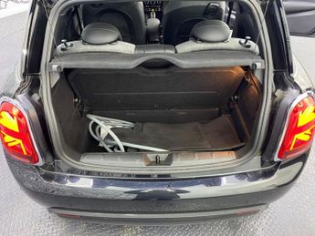 MINI Electric Hatch Cooper SE 32.6kWh Level 1 Hatchback 3dr Electric Auto (184 ps)