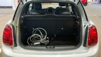 MINI Electric Hatch Cooper SE 32.6kWh Level 2 Hatchback 3dr Electric Auto (184 ps)