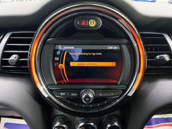 MINI Electric Hatch Cooper SE 32.6kWh Level 2 Hatchback 3dr Electric Auto (184 ps)