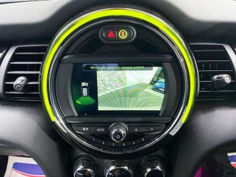 MINI Electric Hatch Cooper SE 32.6kWh Level 2 Hatchback 3dr Electric Auto (184 ps)