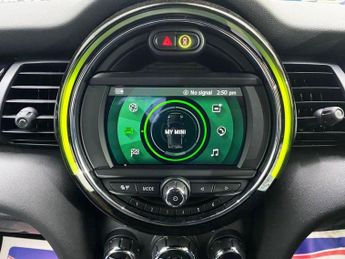 MINI Electric Hatch Cooper SE 32.6kWh Level 2 Hatchback 3dr Electric Auto (184 ps)