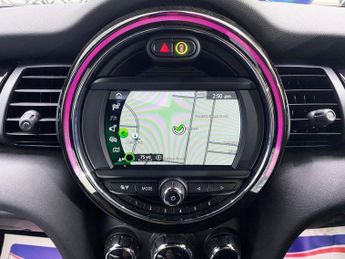 MINI Electric Hatch Cooper SE 32.6kWh Level 2 Hatchback 3dr Electric Auto (184 ps)